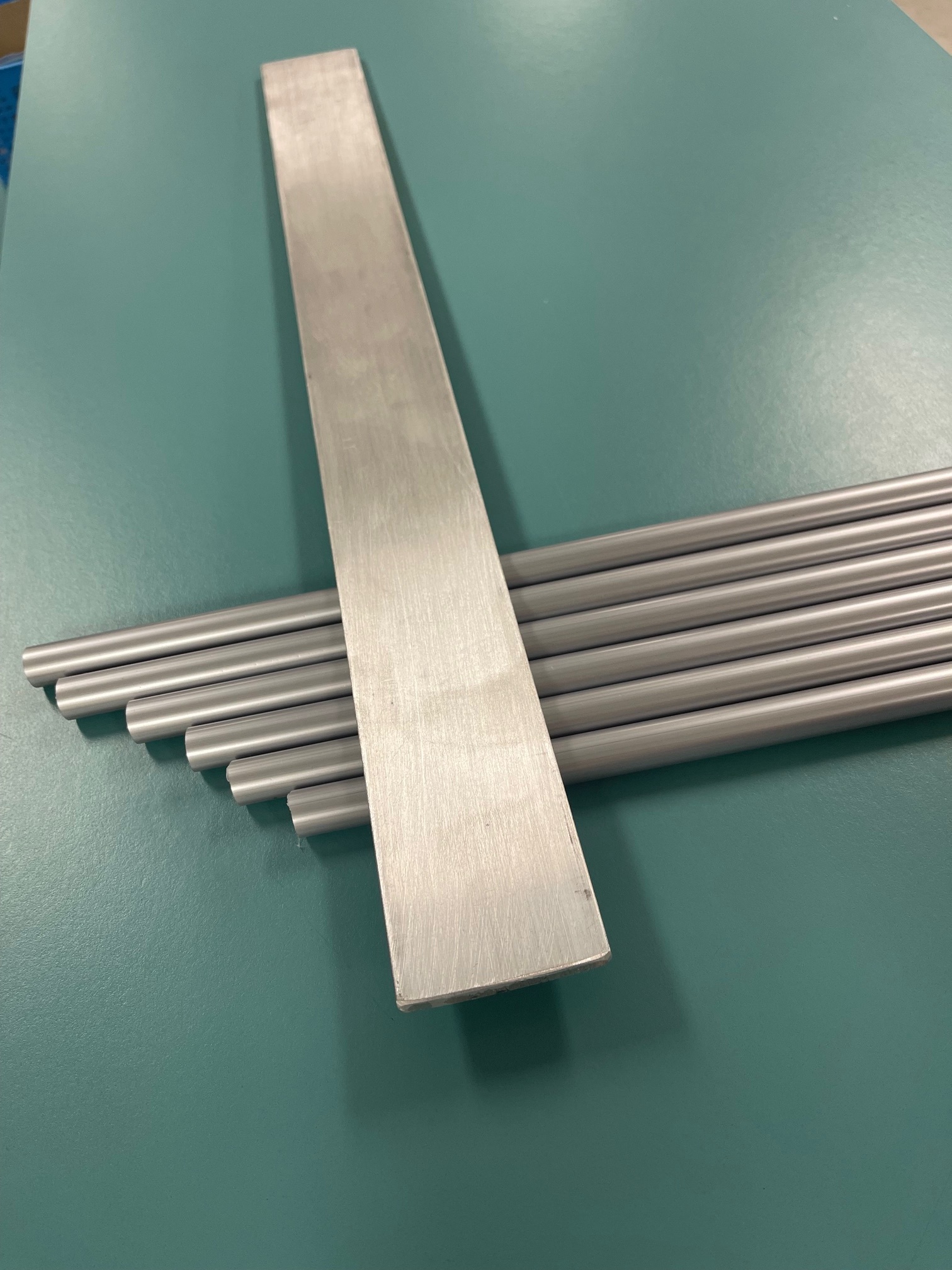 aluminum bar
